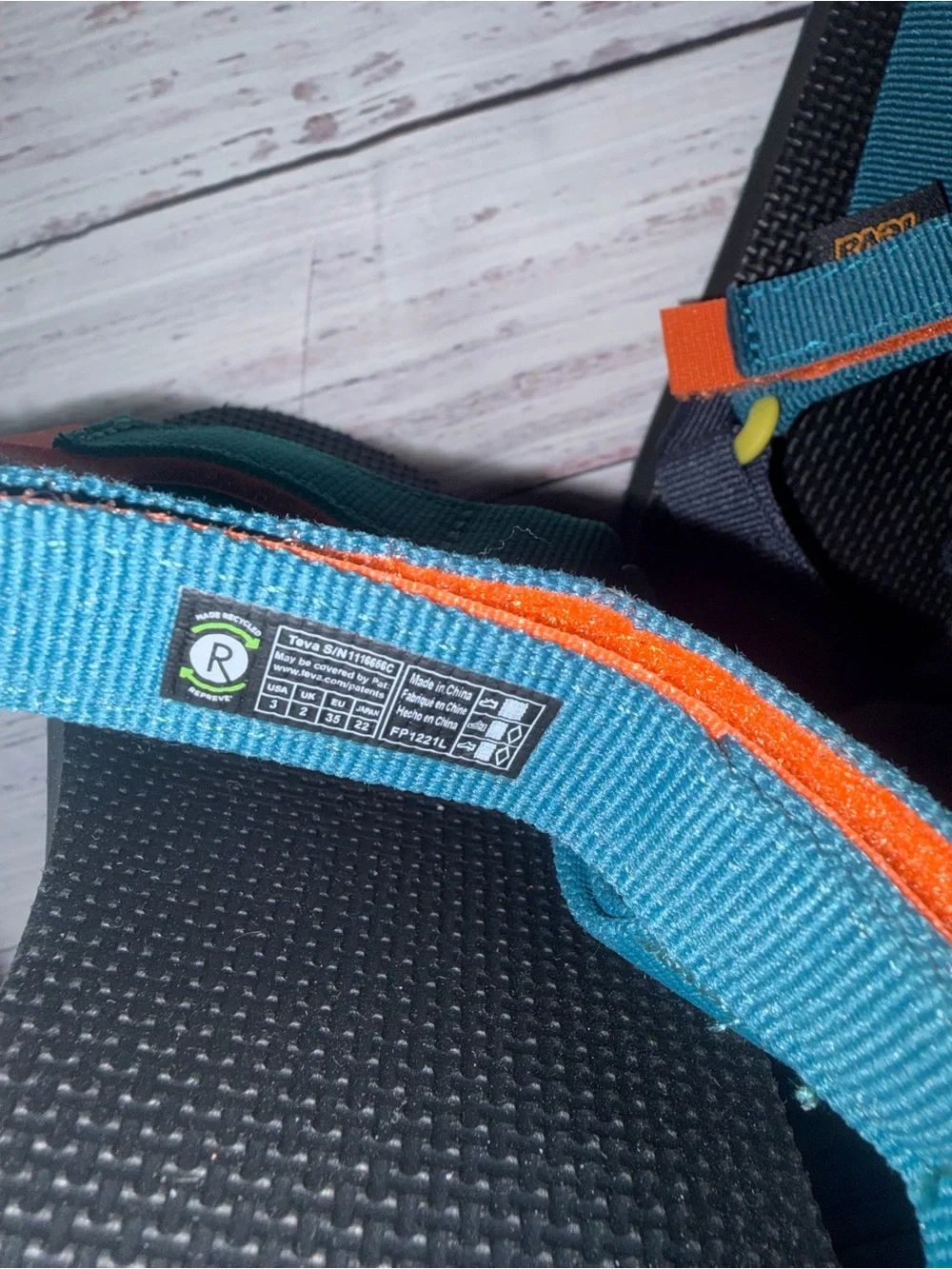 New, never wore Kids Teva Teal, Blue & Orange Sandals Size 3